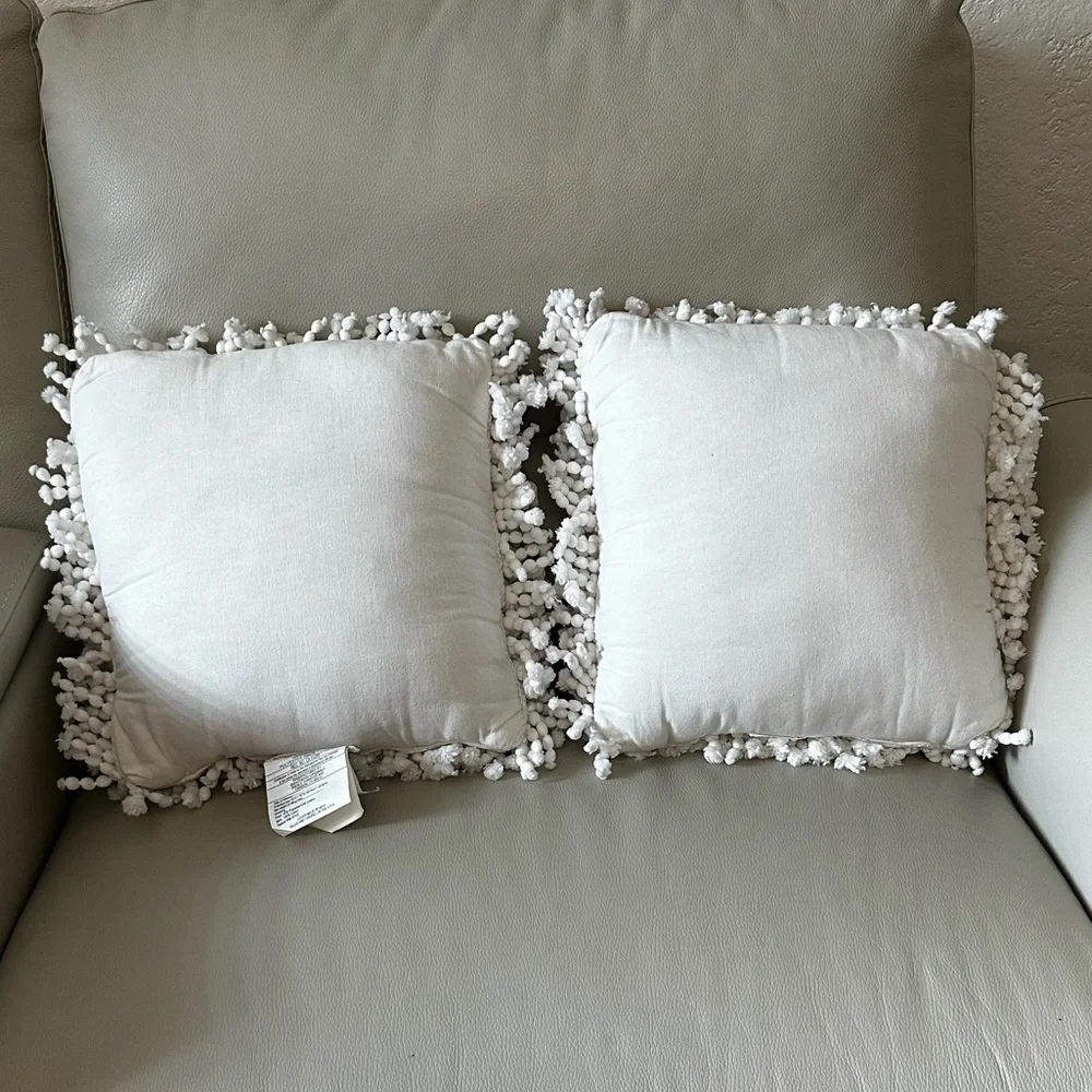 Room Essentials Cream Textured Pom Pom shimmer shaggy Accent Throw Pillows 16x16